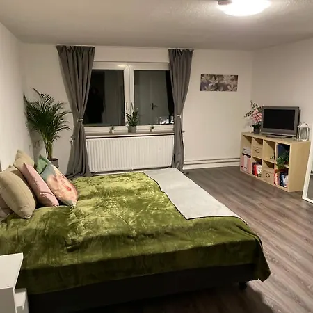 Wunderschoenes Haus Mit Garten Fuer 10 Personen *
