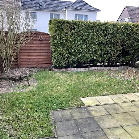 Wunderschoenes Haus Mit Garten Fuer 10 Personen